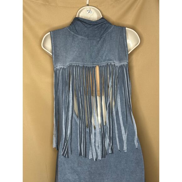 Pol Gray Fringe Top S NWT - Picture 5 of 10